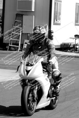 media/Mar-20-2023-Moto Forza (Mon) [[d0bbc59e78]]/Around the Pits/